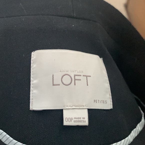 LOFT Black Blazer Petite - Picture 5 of 6